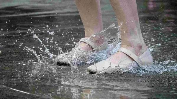 Foot Care Tips Take care of your feet during rainy days with these tips
