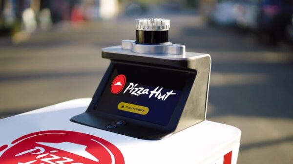 Robot delivering pizza not humans at home this company started service