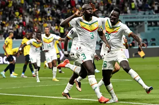 Senegal reached the pre quarterfinals beat Ecuador in a thrilling match Koulibaly scored the decider