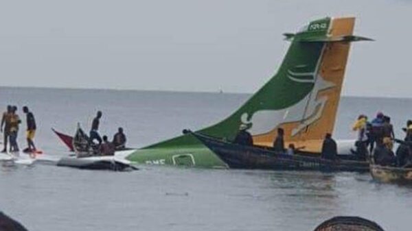 Tanzania, passenger plane crashed