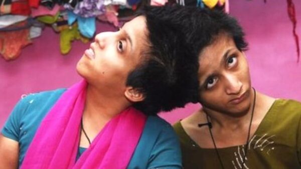 Saba and Farah The Forgotten Sisters Who Tie Rakhi to Salman Khan