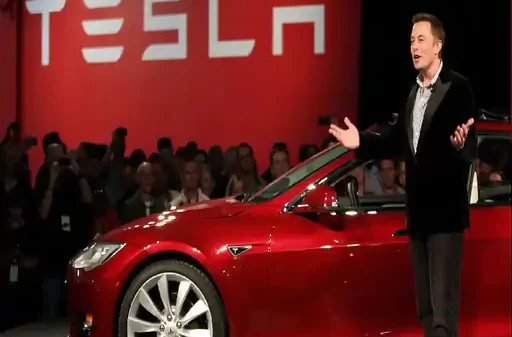 Tesla's loyal customers are alienating