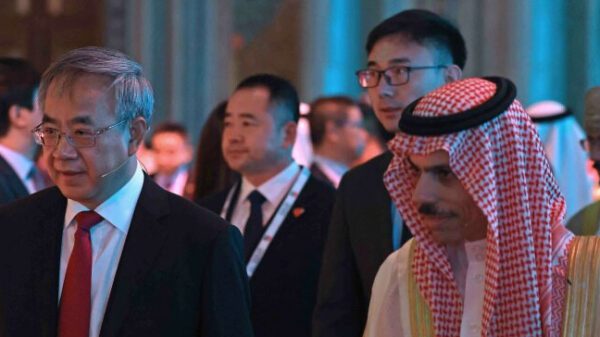 $10 Billion in Investment Deals Signed at Arab-China Summit