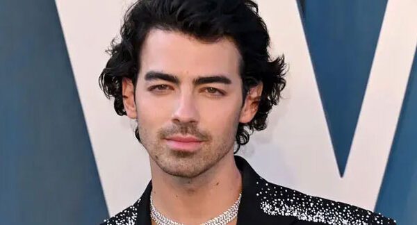 Joe Jonas recalls embarrassing accident that occurred while on-stage