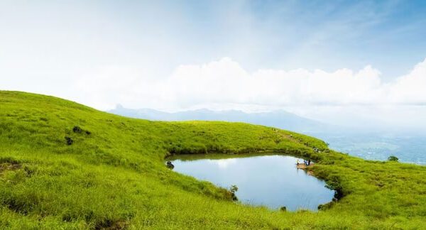 This heart-shaped lake in Kerala should be on your travel list