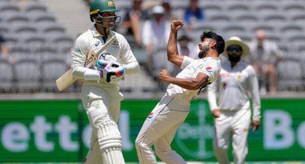 Debutant Aamir Jamal Impresses with Six Wickets as Pakistan Trails Australia by 355 Runs
