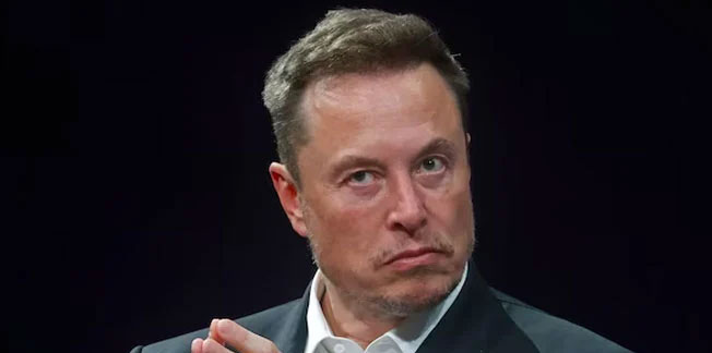 Elon Musk's SpaceX Mars Plan Crumbles Against DeepMind