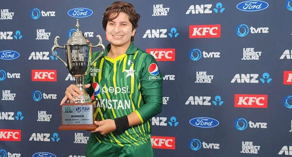 Pakistan Women Claim T20 Series 2-1 Against New Zealand