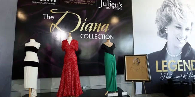 Princess Diana's Dress Breaks Records, Sells for $1.1 Million